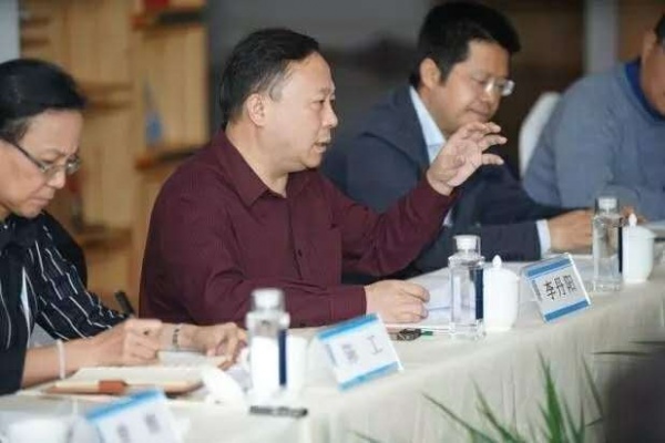北京歌华文化发展集团党委书记、总经理李丹阳发言