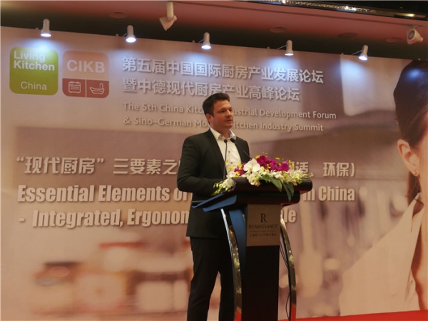 百隆家具配件（上海）有限公司业务发展经理丹尼尔•费里奇先生