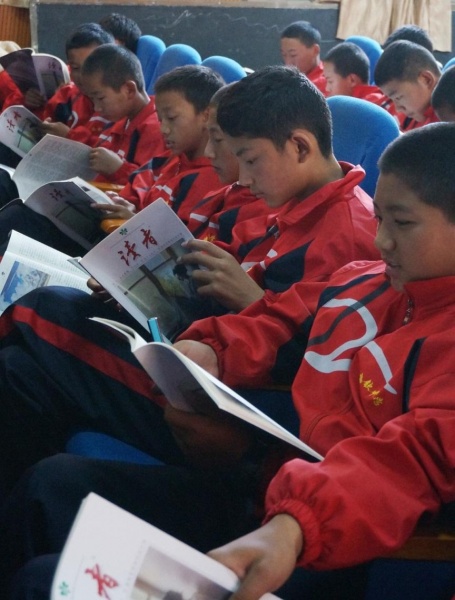 不止读书，读书不止 |“请孩子读本书”第5季，走进藏区云南迪庆