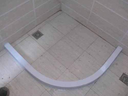淋浴房保养得话 卫生间都显高级感