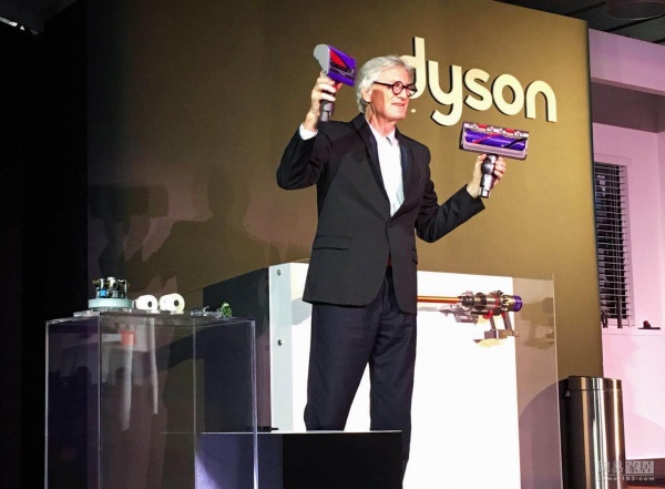 专访戴森创始人James Dyson：70岁，依然每一天对技术痴迷