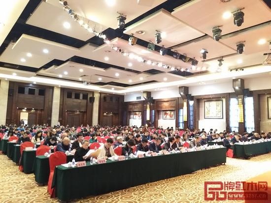 东阳市红木家具行业协会第二届第四次会员代表大会隆重召开
