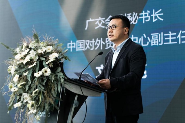 中国对外贸易中心副主任、广交会副秘书长文仲亮