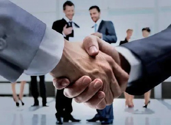 亿固瓷砖胶与三荣企业集团签署战略合作协议