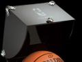 合成材料篮球是在哪一年引进的？