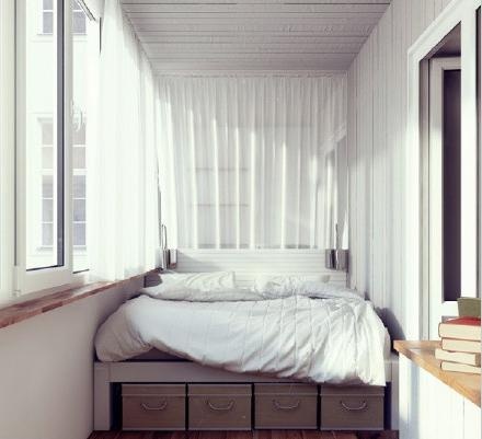 不少朋友会将小户型阳台改成小卧室,这样能够多出一个房间